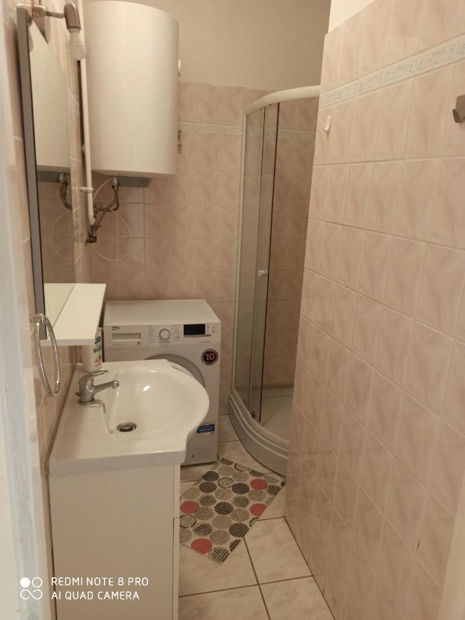 Centrum 2 Apartman 索尔诺克 外观 照片